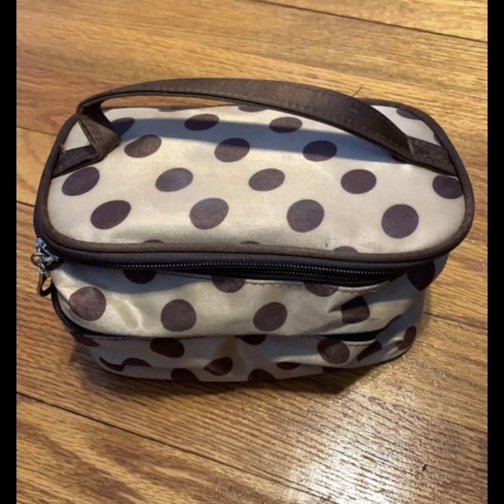 Makeup bag